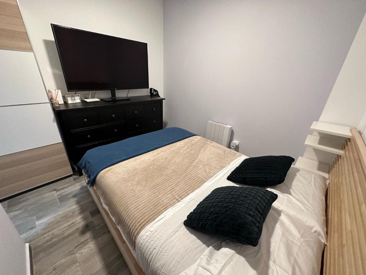 In Guest - Double With Private Bathroom Madrid