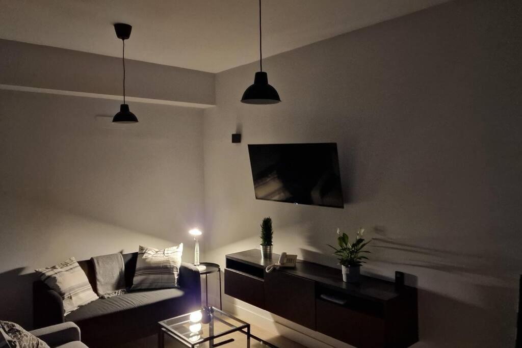Loft En Junto Al Metro. Madri