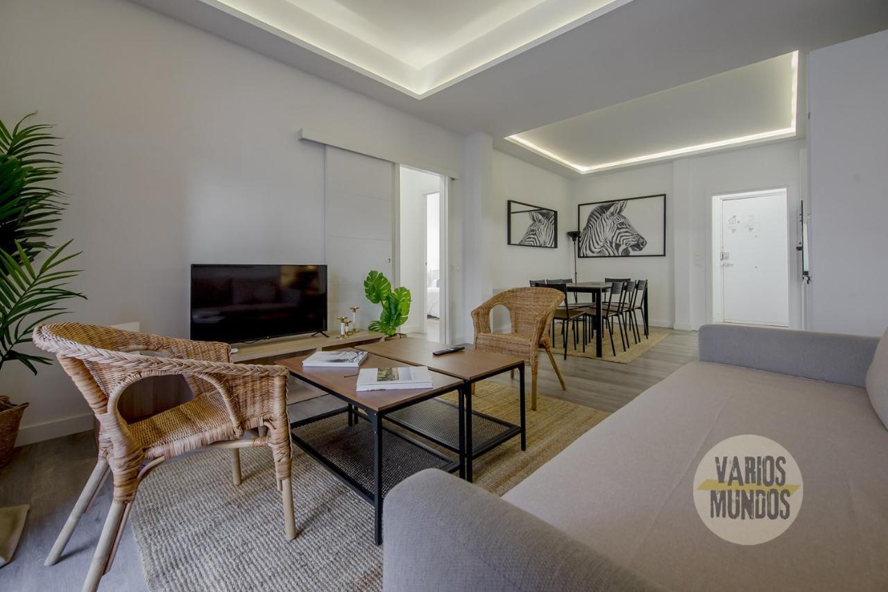 Piso De Diseno De 4 Habitaciones-centro De Apartamento