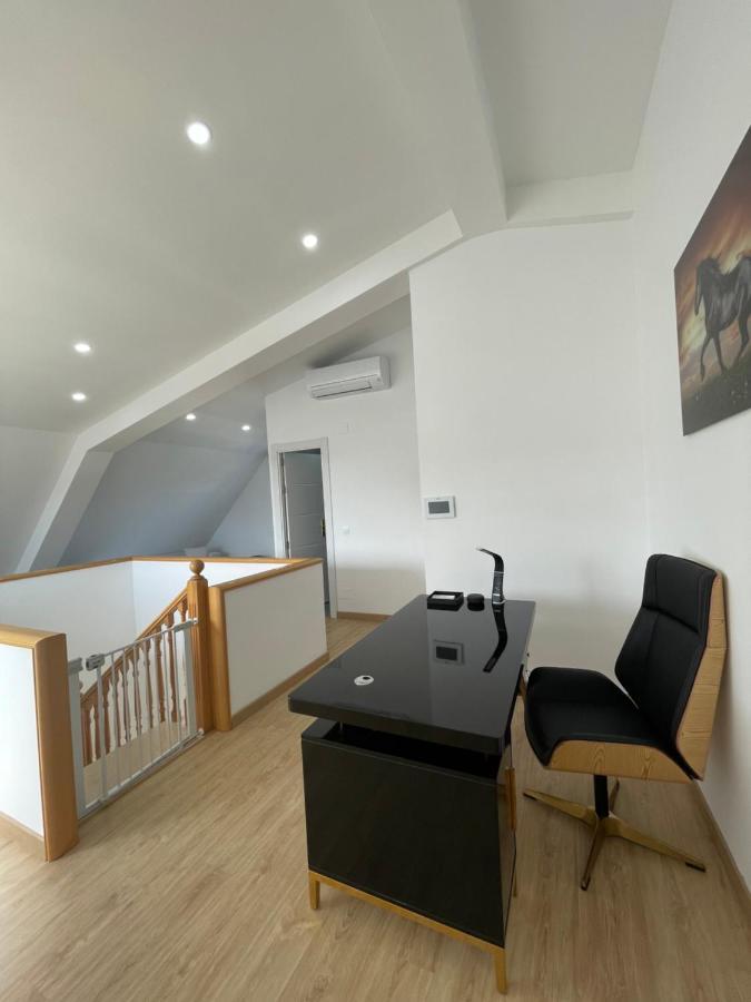 Moderna Casa De Lujo Con Jacuzzi En El Jardin Ferienhaus *
