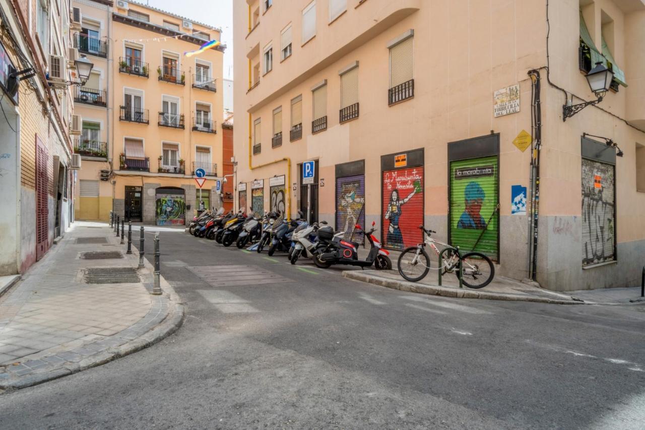 Apartment 2 Bedrooms 1 Bathroom Furnished - Anton Martin - Vintage - Mintystay