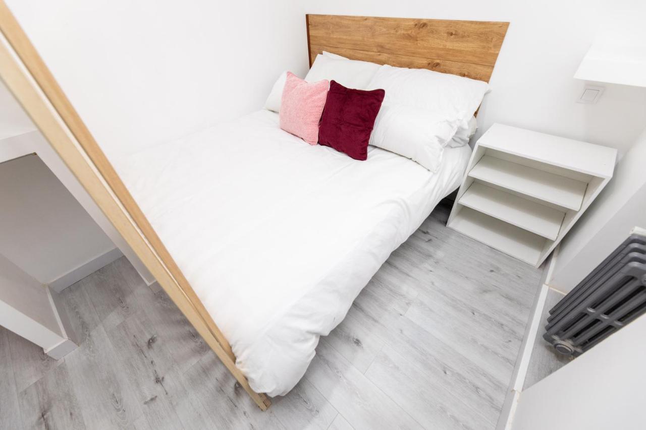 Jacinto Benavente Centro Apartment Madrid