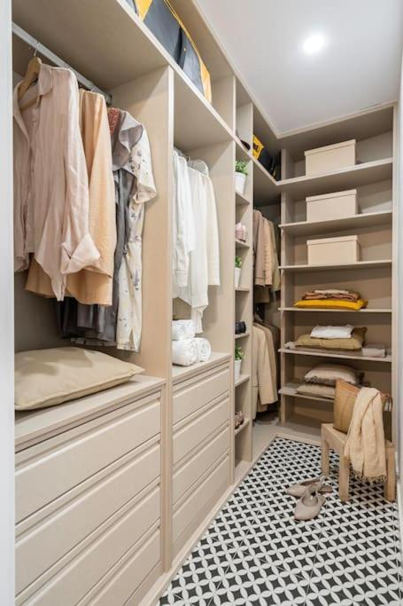 Family Flat Near Pz Castilla-plat Madrid