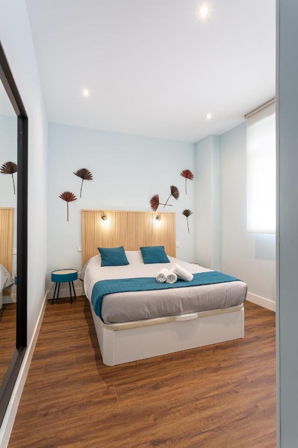 Nuevo! 2 Hab, Bano Doble, Garaje, Metro A 200m Apartamento