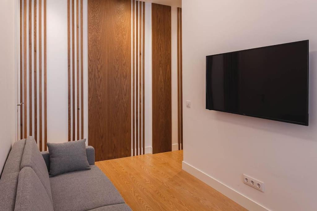 Goya Ii Calle General Pardinas 2br 1bh Apartment