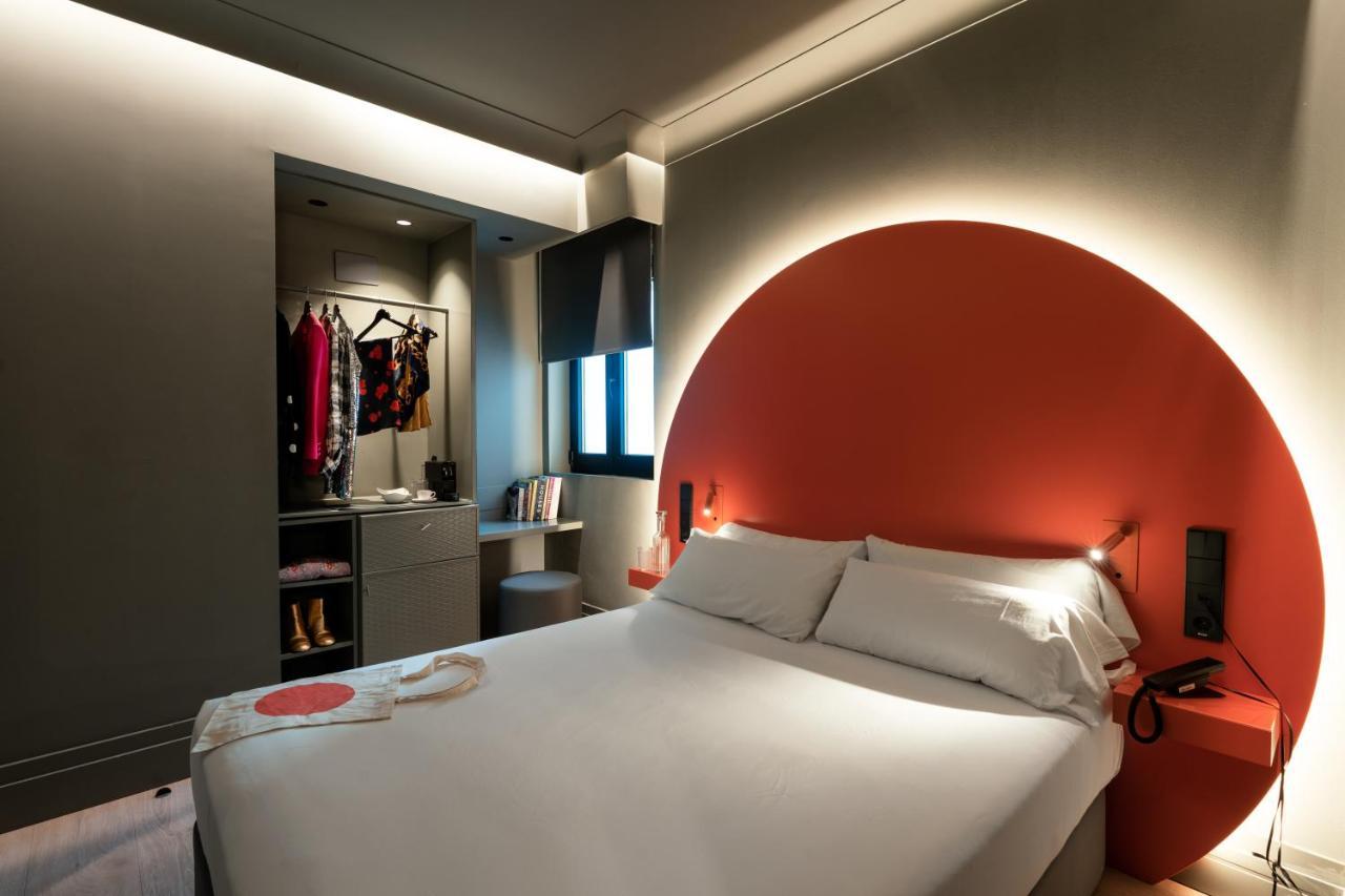 Chic & Basic Dot 3* Madri