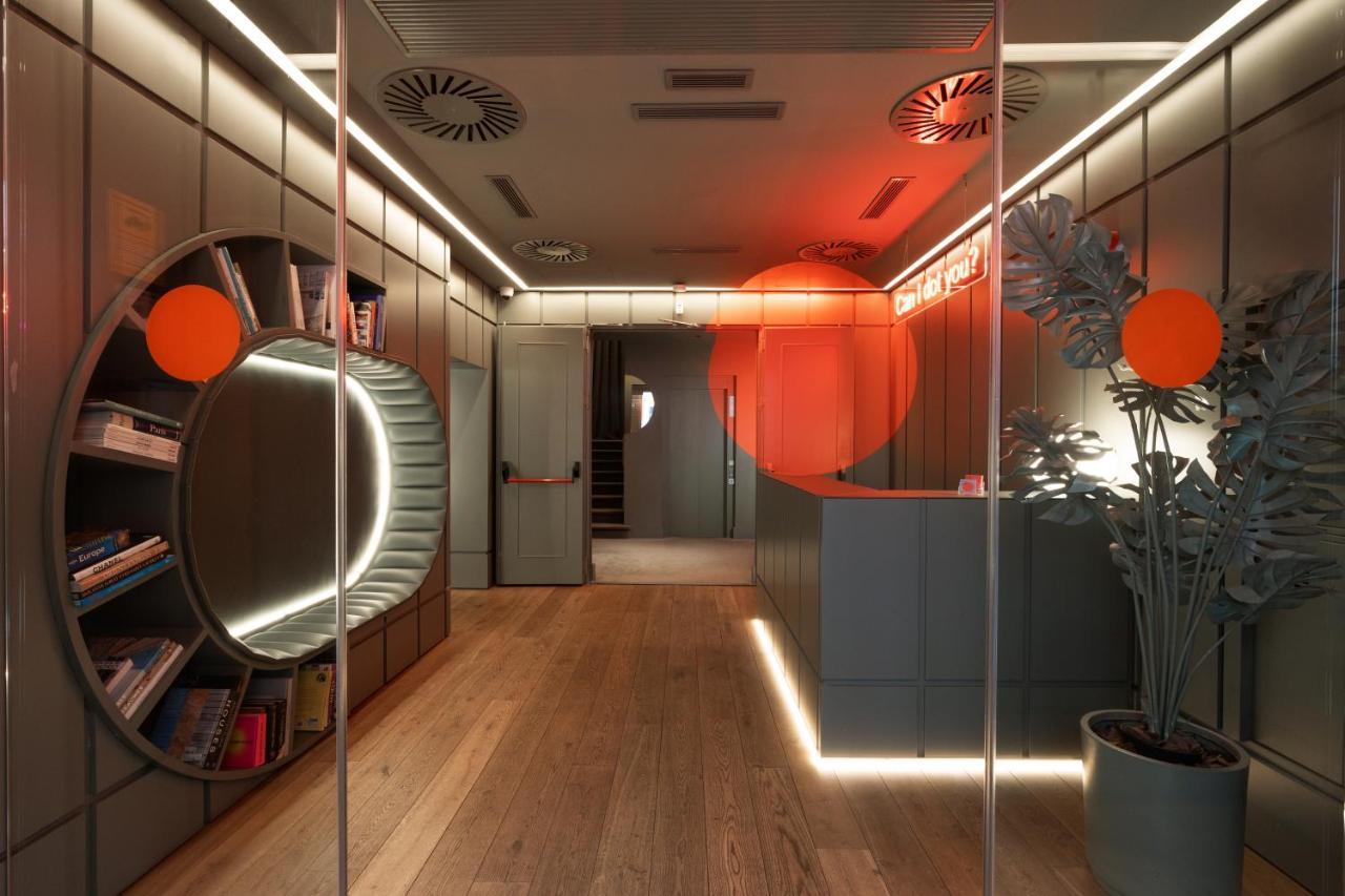 Chic & Basic Dot Hotel Madri