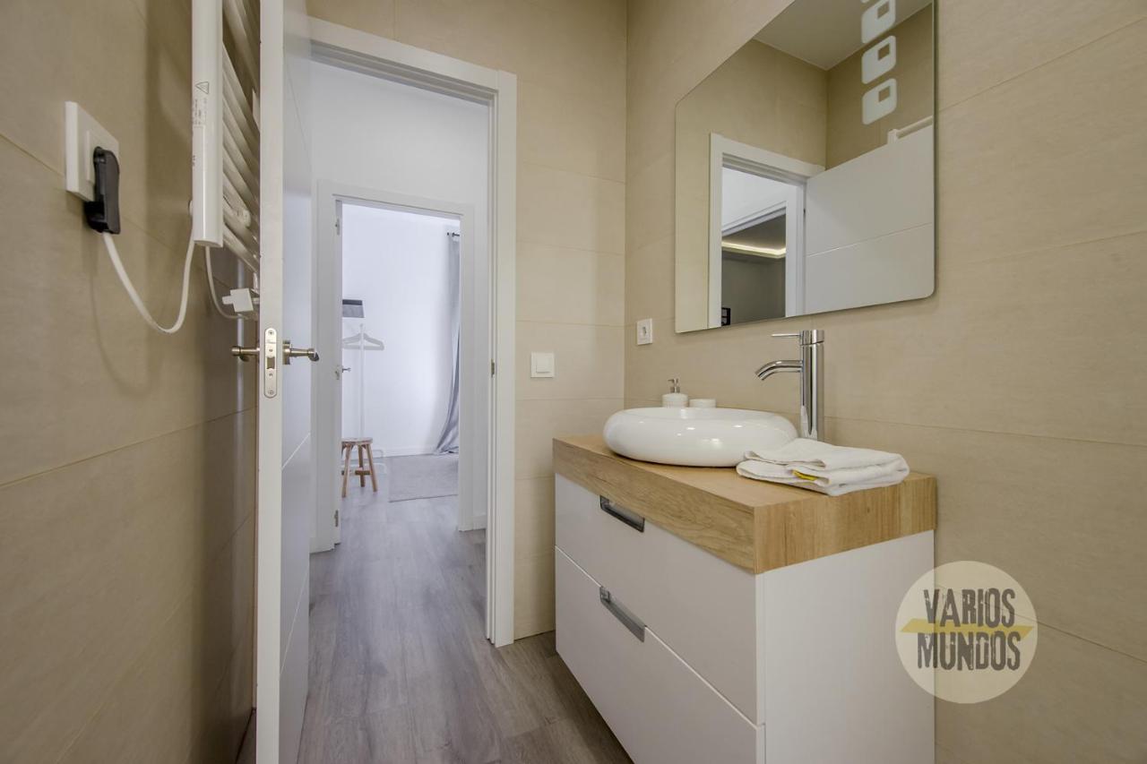 Apartamento Piso De Diseno De 4 Habitaciones-centro De Madri