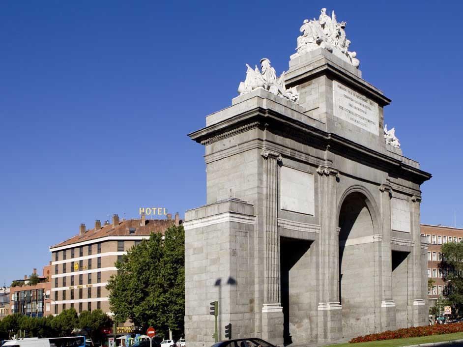 Puerta De Toledo Hotel Madri