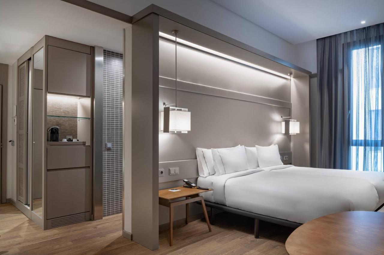 Hotel Ac Recoletos By Marriott Madrid