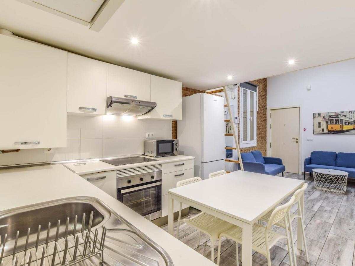 Apartamento 6 Personas En Cuatro Caminos Madrid