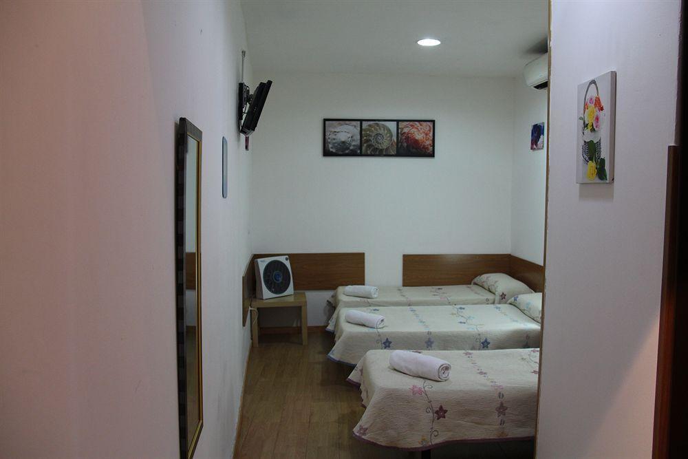 Guest house Casa Lemus *