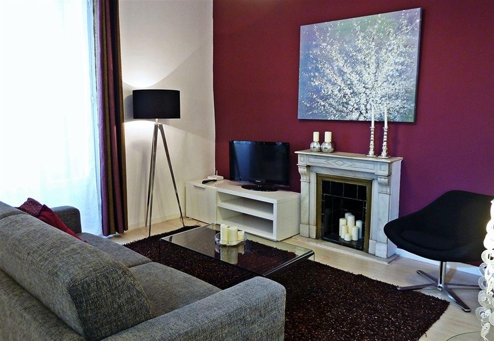 Sixrooms Plaza Mayor Guest house Madrid