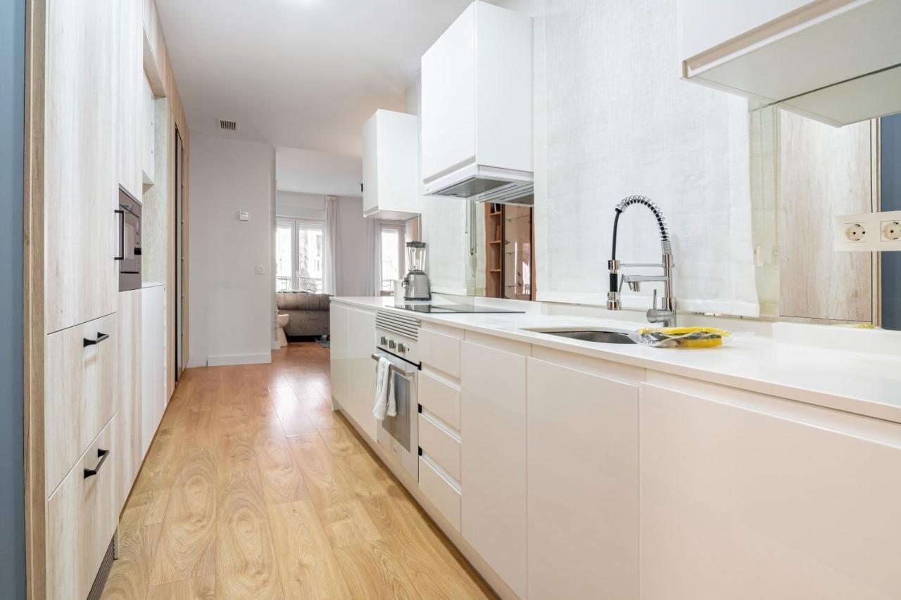 3 Bedrooms 2 Bathrooms Furnished - Salamanca - Stylish - Mintystay Madrid