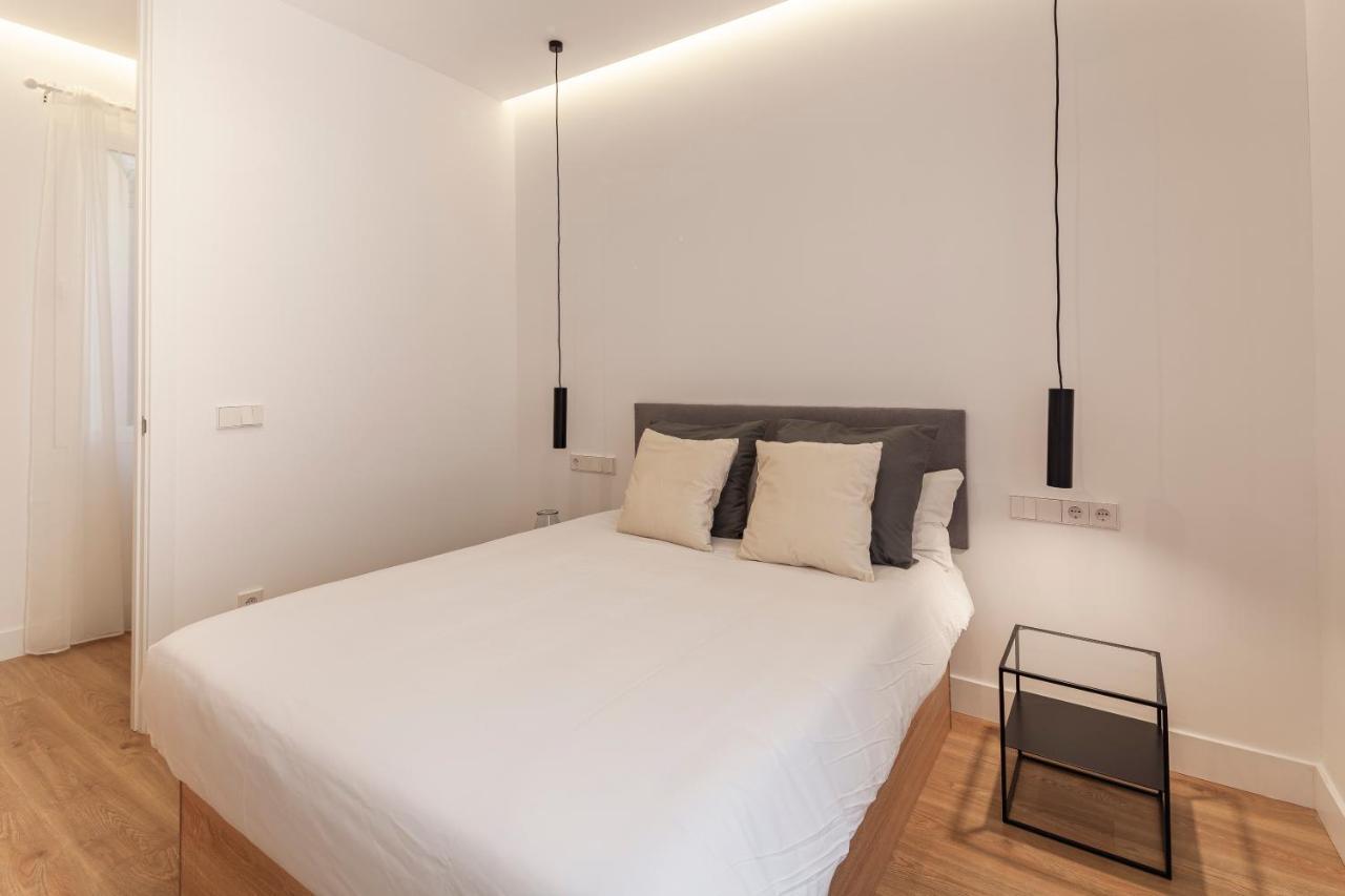 Apartment Plaza Espana Iii Calle Leganitos 2br 2bh Madrid