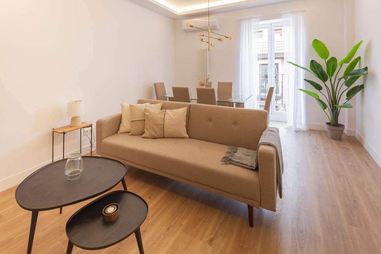 Plaza Espana Iii Calle Leganitos 2br 2bh *