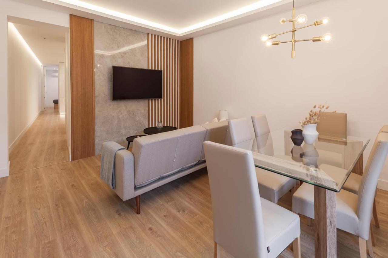 Plaza Espana Iii Calle Leganitos 2br 2bh Apartment Madrid
