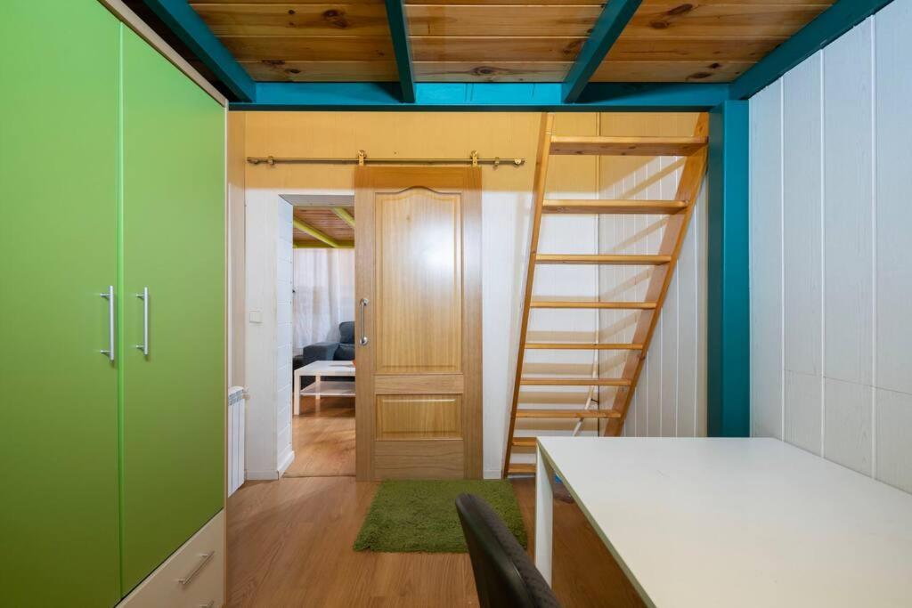 Cosy Interior-studio In Chamberi-traf Madrid