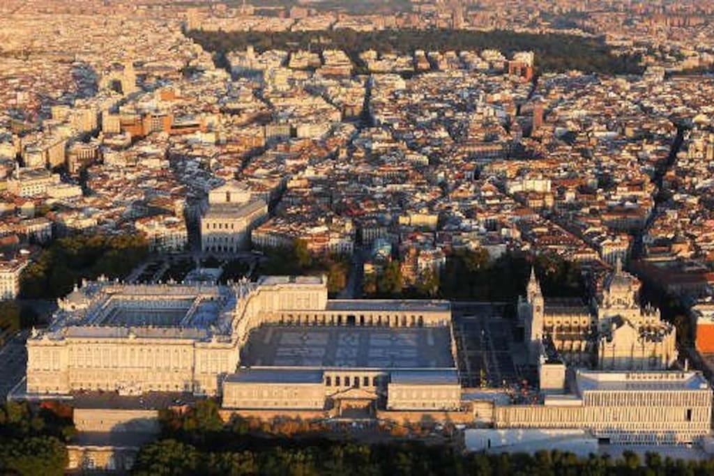 Lejlighed San Isidro Labrador, En Vistillas Junto A Metro Puerta De Toledo Madrid