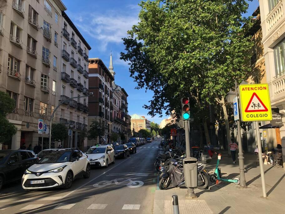 Lejlighed San Isidro Labrador, En Vistillas Junto A Metro Puerta De Toledo Madrid