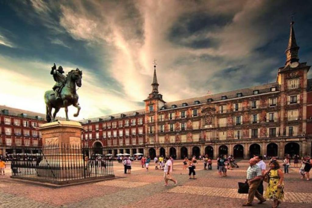 San Isidro Labrador, En Vistillas Junto A Metro Puerta De Toledo Lejlighed *