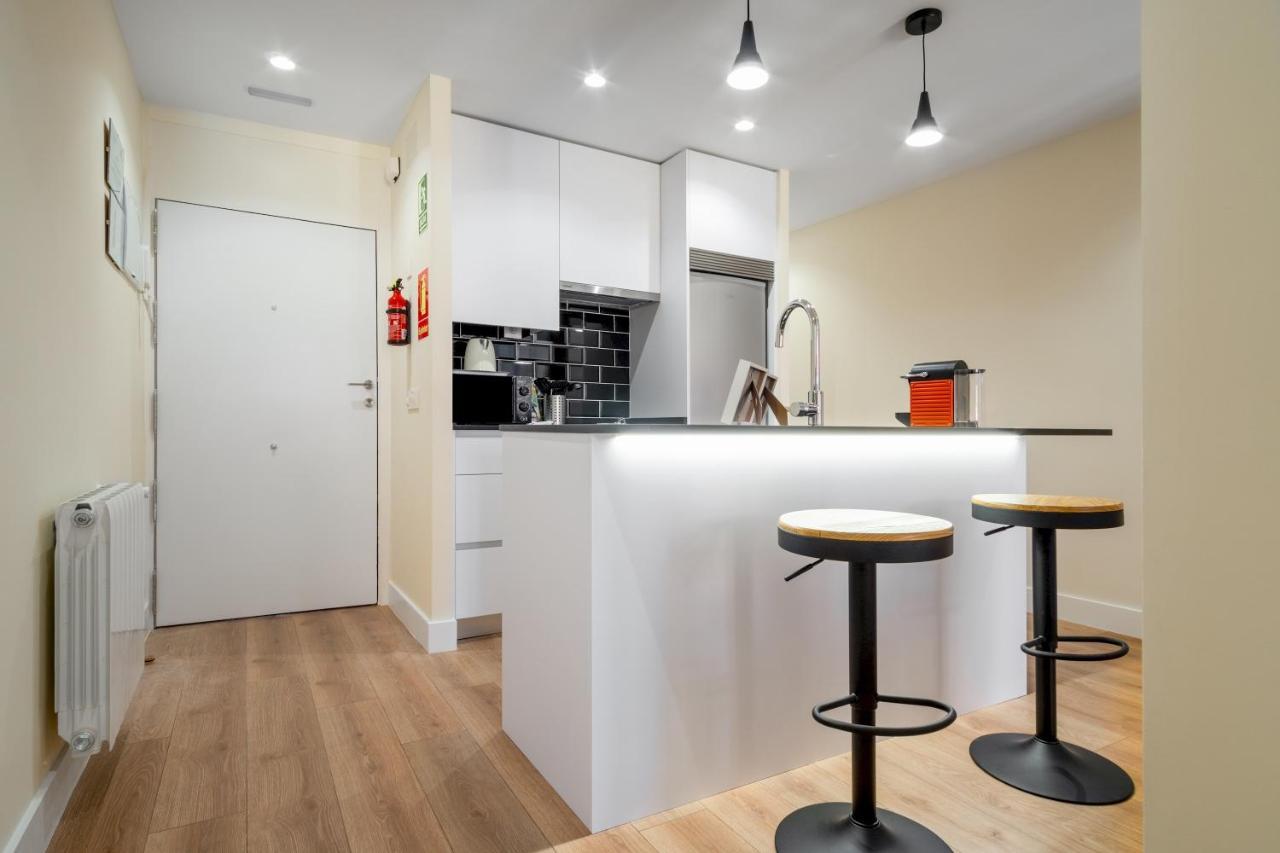 Apartment 2 Bedrooms 2 Bathrooms Furnished - Malasana - Bright And Refurbished - Mintystay *
