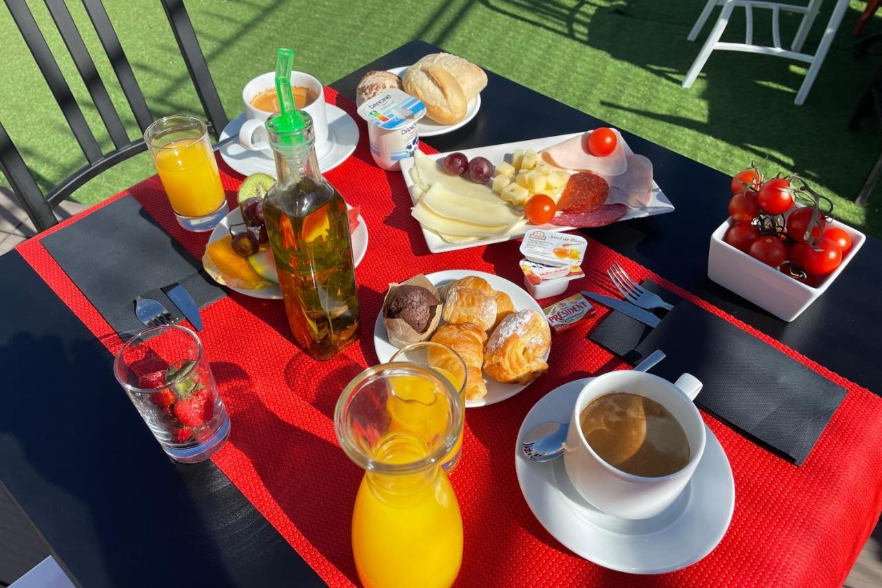 Casual Del Teatro Madrid Hotel 2*