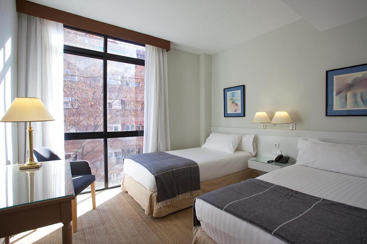 Espahotel Plaza Basilica 3*