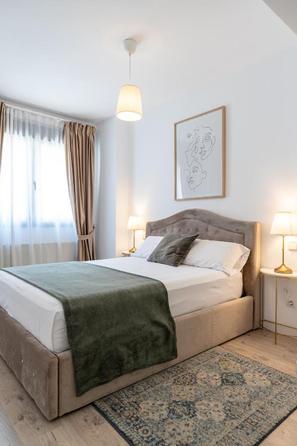 Charleroi Xxii Deluxe Apartamento Madri