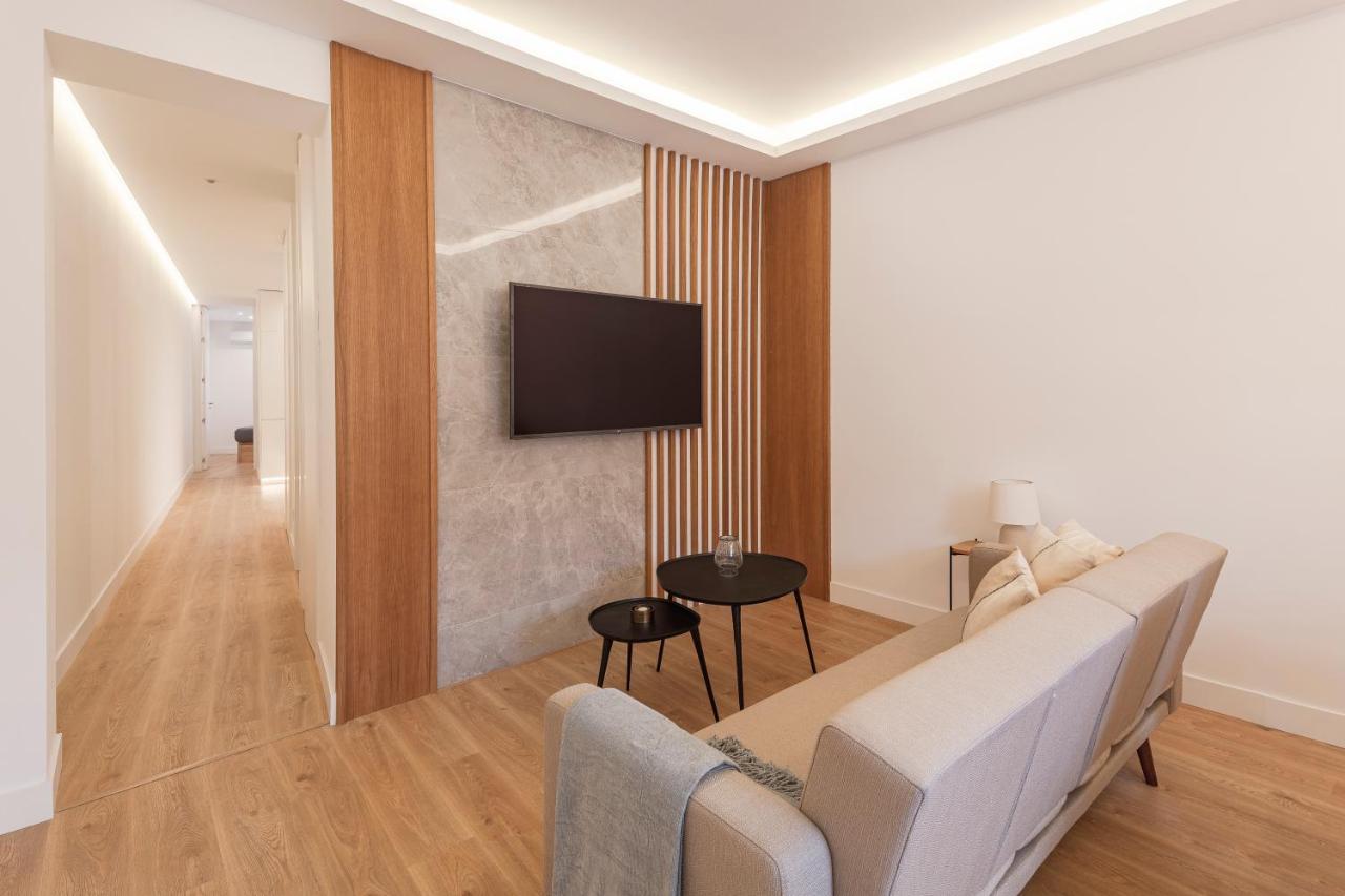 Plaza Espana Iii Calle Leganitos 2br 2bh