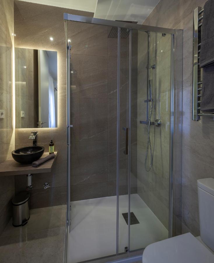 Apartment Plaza Espana Iii Calle Leganitos 2br 2bh