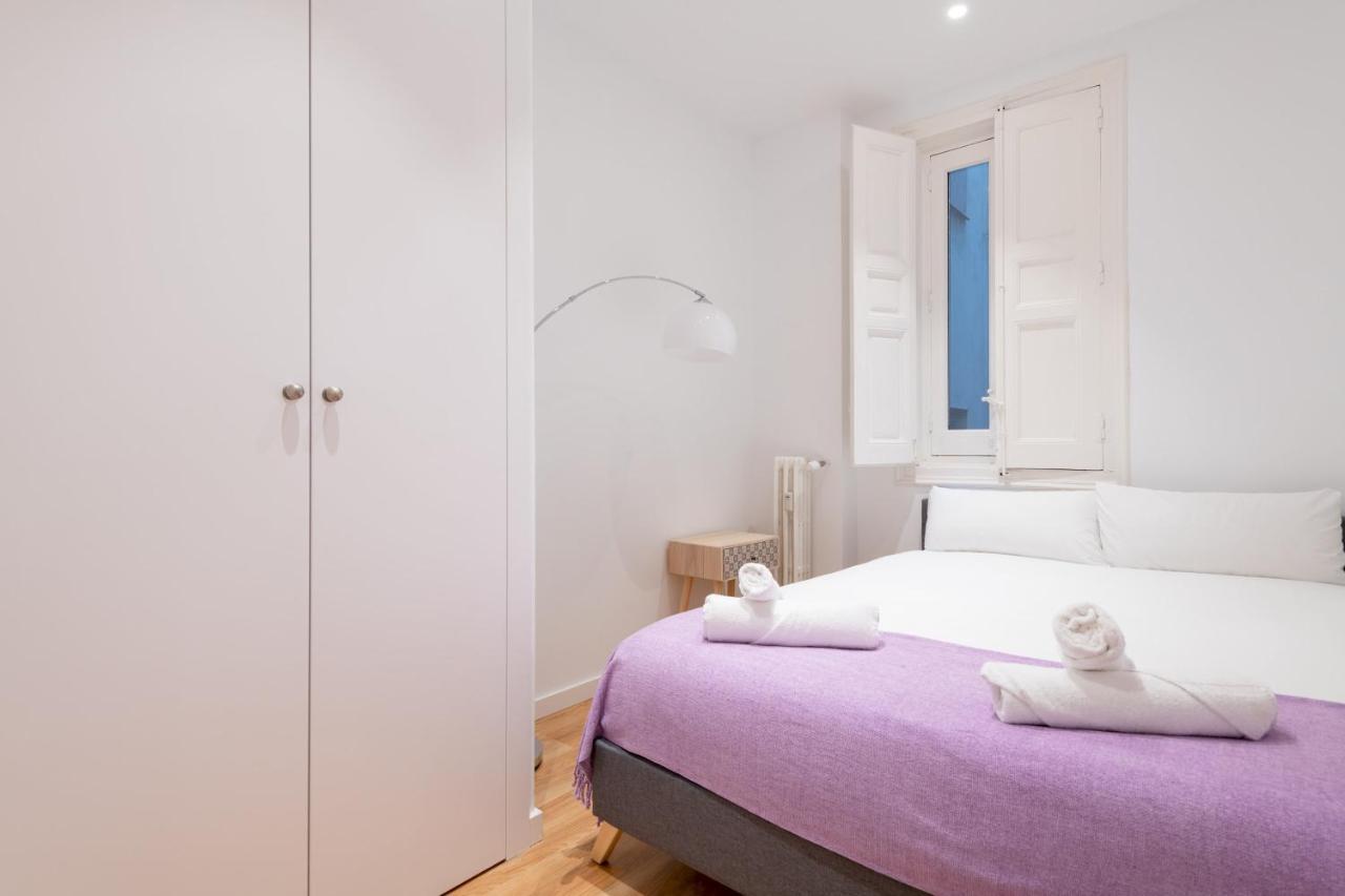 3 Bedrooms 2 Bathrooms Furnished - La Latina - Bright & Spacious - Mintystay * Madrid