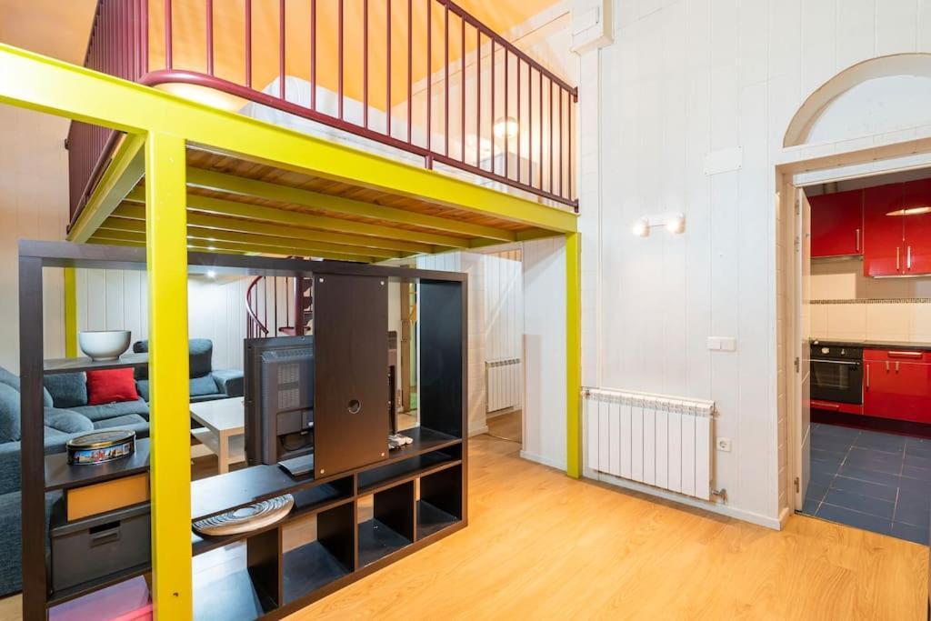 Cosy Interior-studio In Chamberi-traf Apartment *