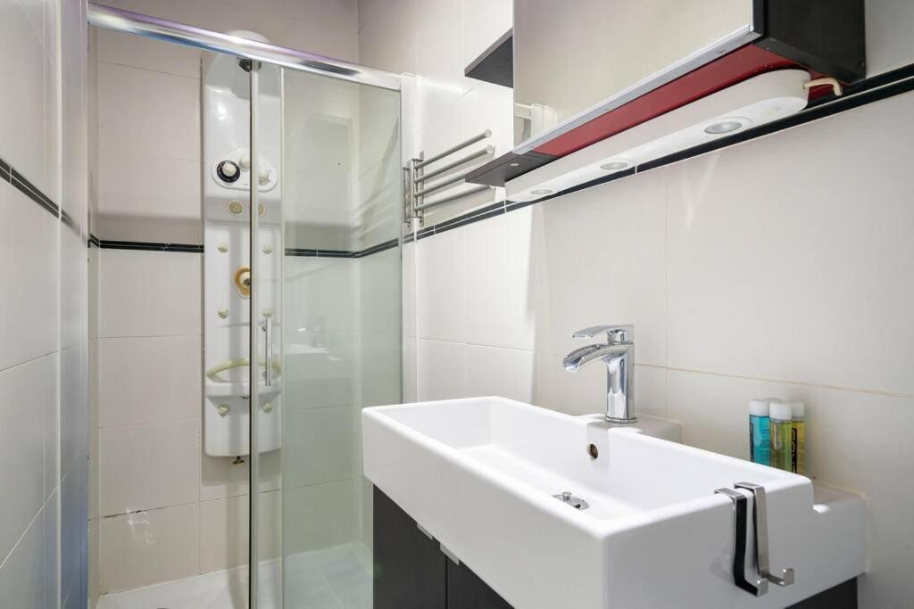 Cosy Interior-studio In Chamberi-traf Apartamento *