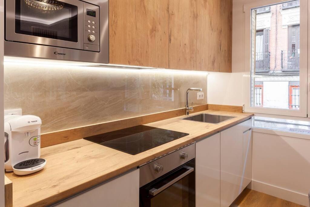 Apartment Malasana I Calle Churruca 2br 2bh Madrid
