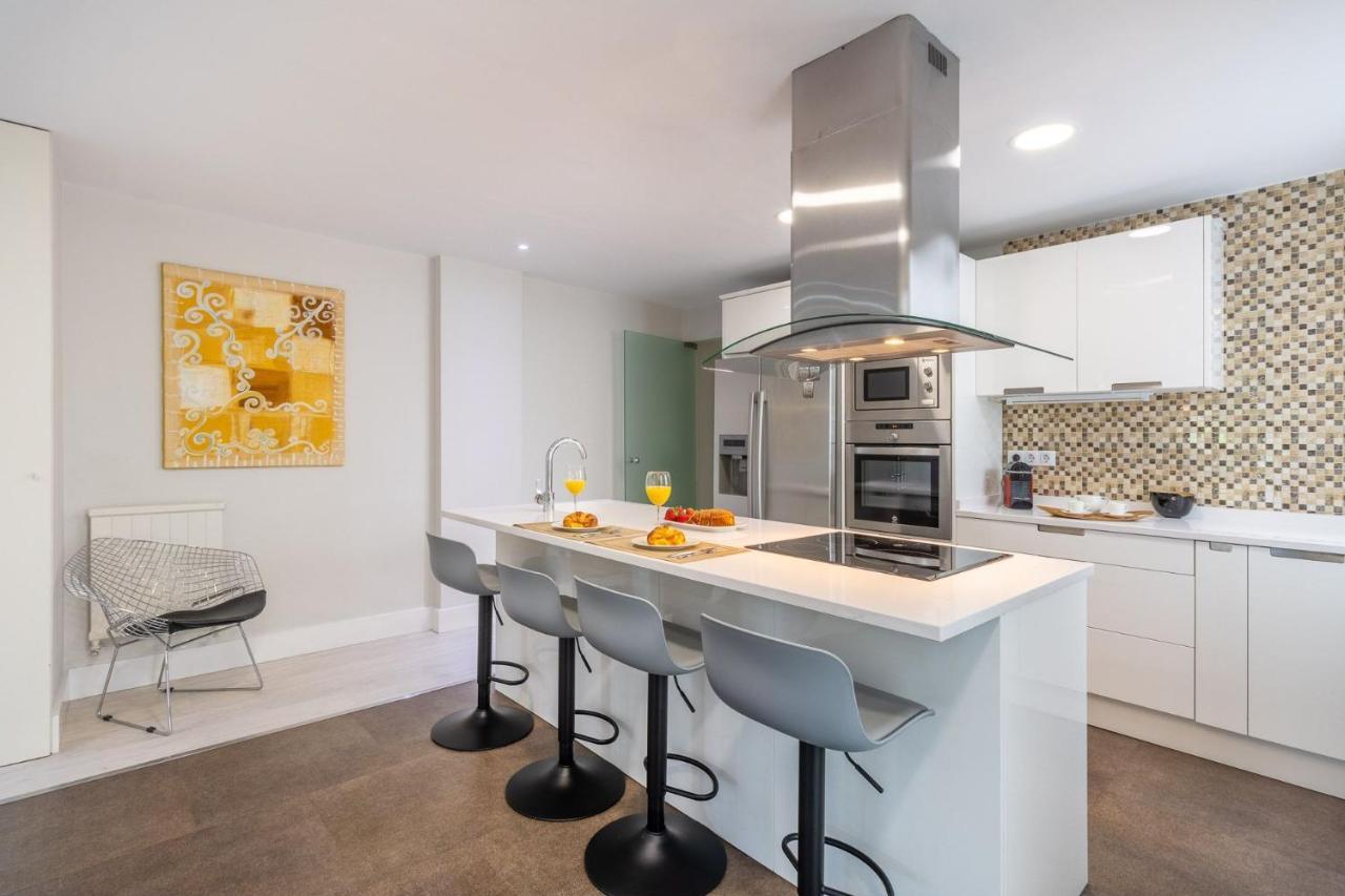 Spectacular 2-bedroom With Stunning Retiro Park Views In The Heart Of Barrio Salamanca