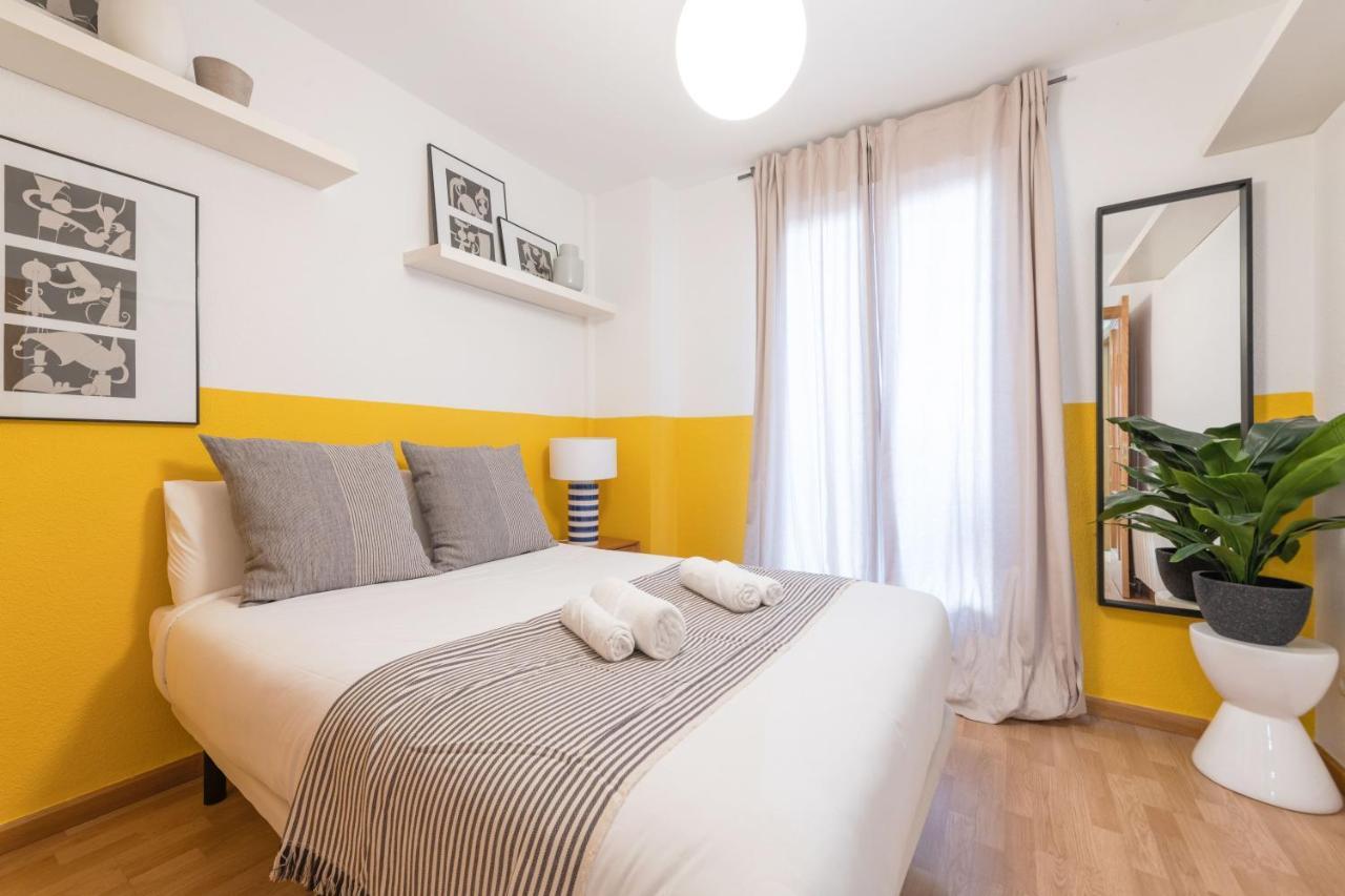 2 Bedrooms 2 Bathrooms Furnished - Malsana - With Pool - Mintystay * Madrid