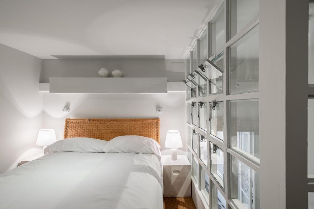 3 Bedrooms 2 Bathrooms Furnished - Malasana - Terrace - Bright In Downtown Area - Mintystay * Madrid