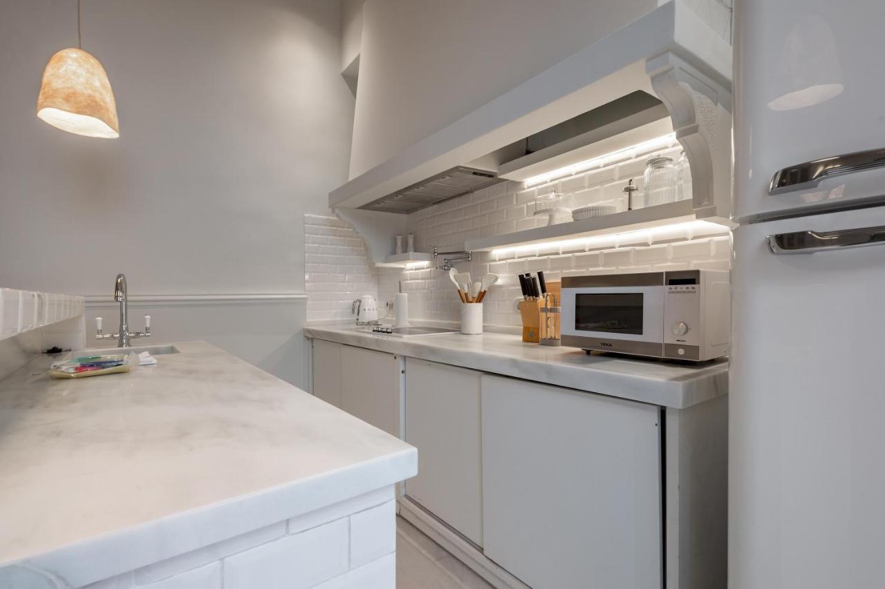 Apartment 3 Bedrooms 2 Bathrooms Furnished - Malasana - Terrace - Bright In Downtown Area - Mintystay *