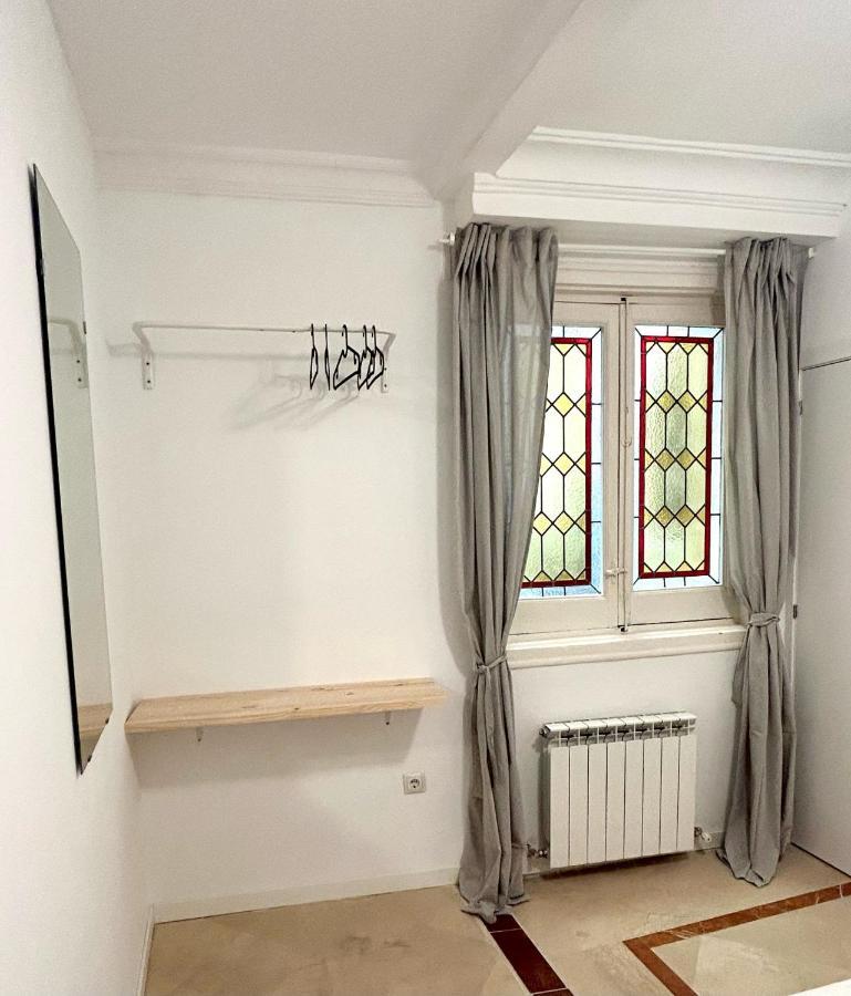 Villa Rooms * Madri
