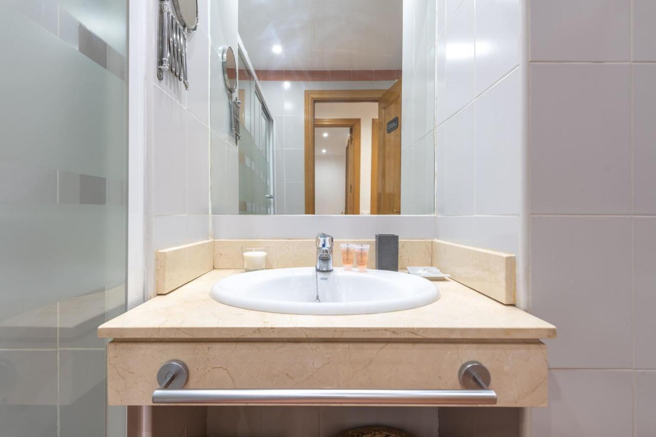 Lejlighed 2 Bedrooms 2 Bathrooms Furnished - Malsana - With Pool - Mintystay