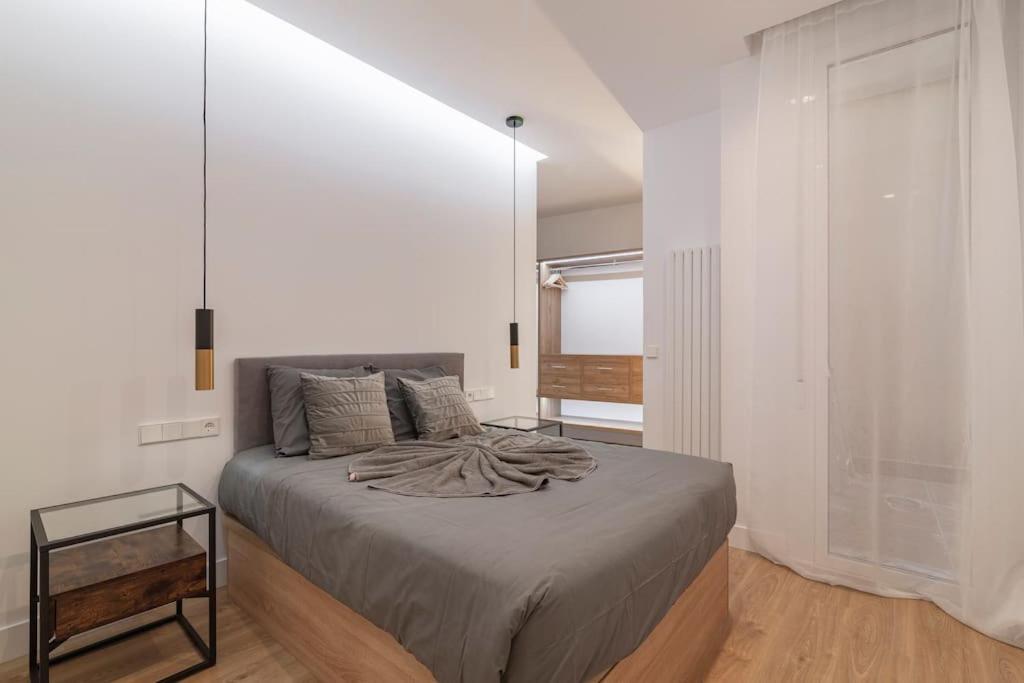 Apartment Centro Vi Calle De La Paz 4br 4bh
