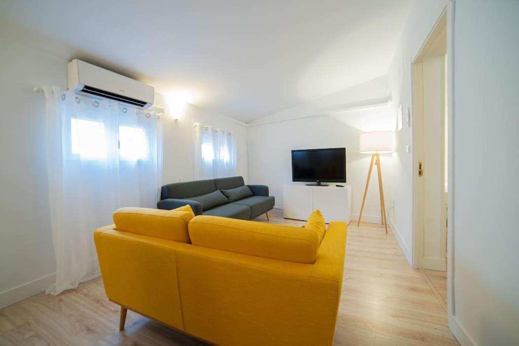 Apartment Cozy Plaza Espana I Renovated 3br 2bh