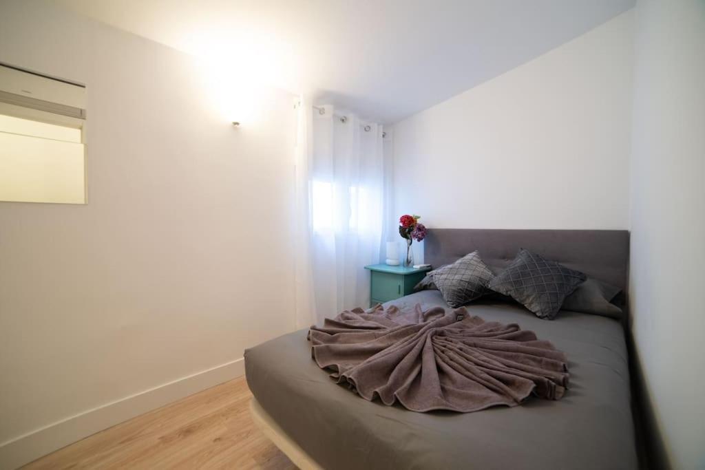 Cozy Plaza Espana I Renovated 3br 2bh Apartamento