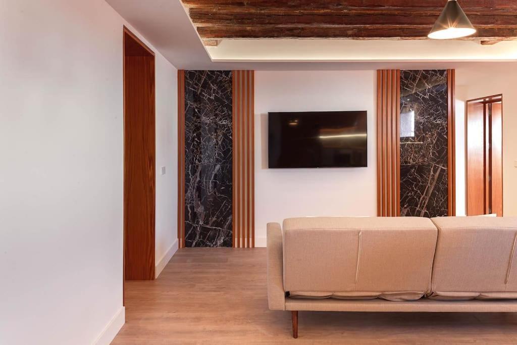 Gran Via Iii Calle Preciados 3br 3bh * Madri