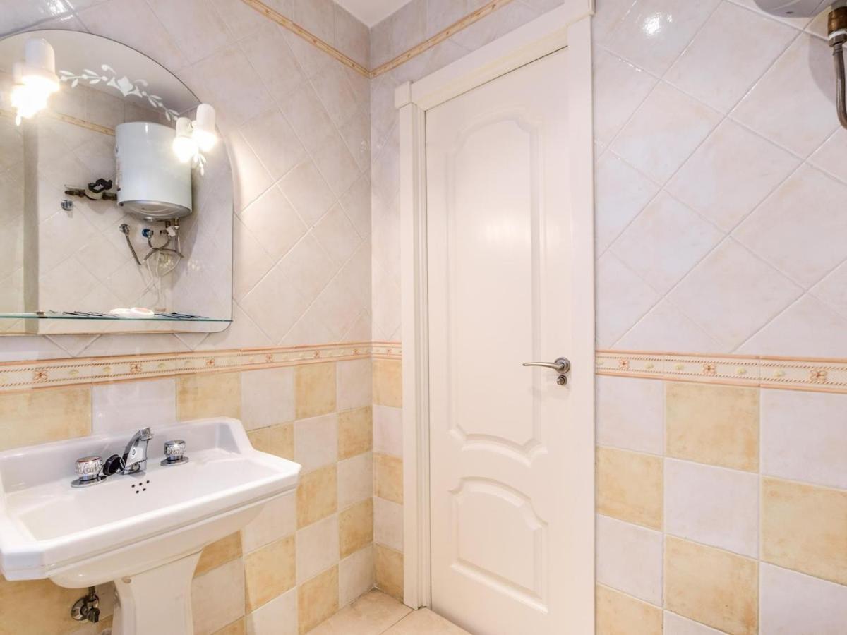 Apartamento En Plaza De Lavapies * Madri