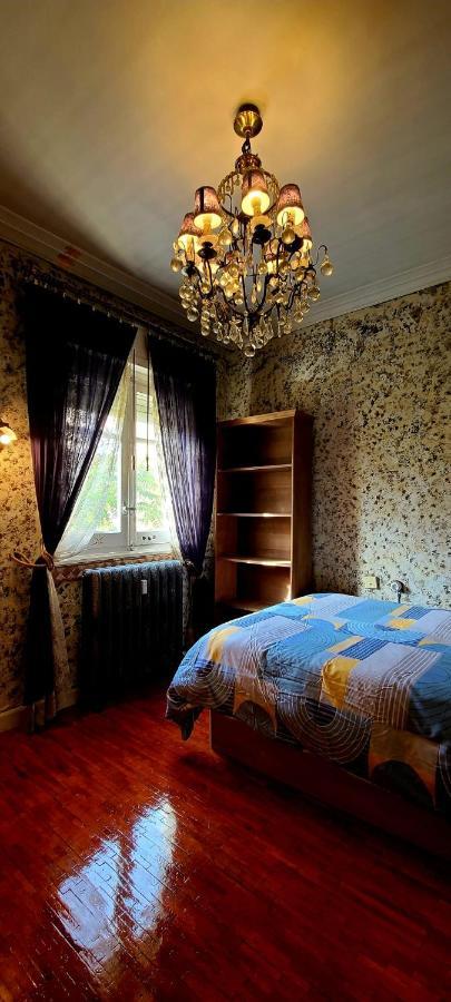 La Guarida De Burton Apartment Madrid