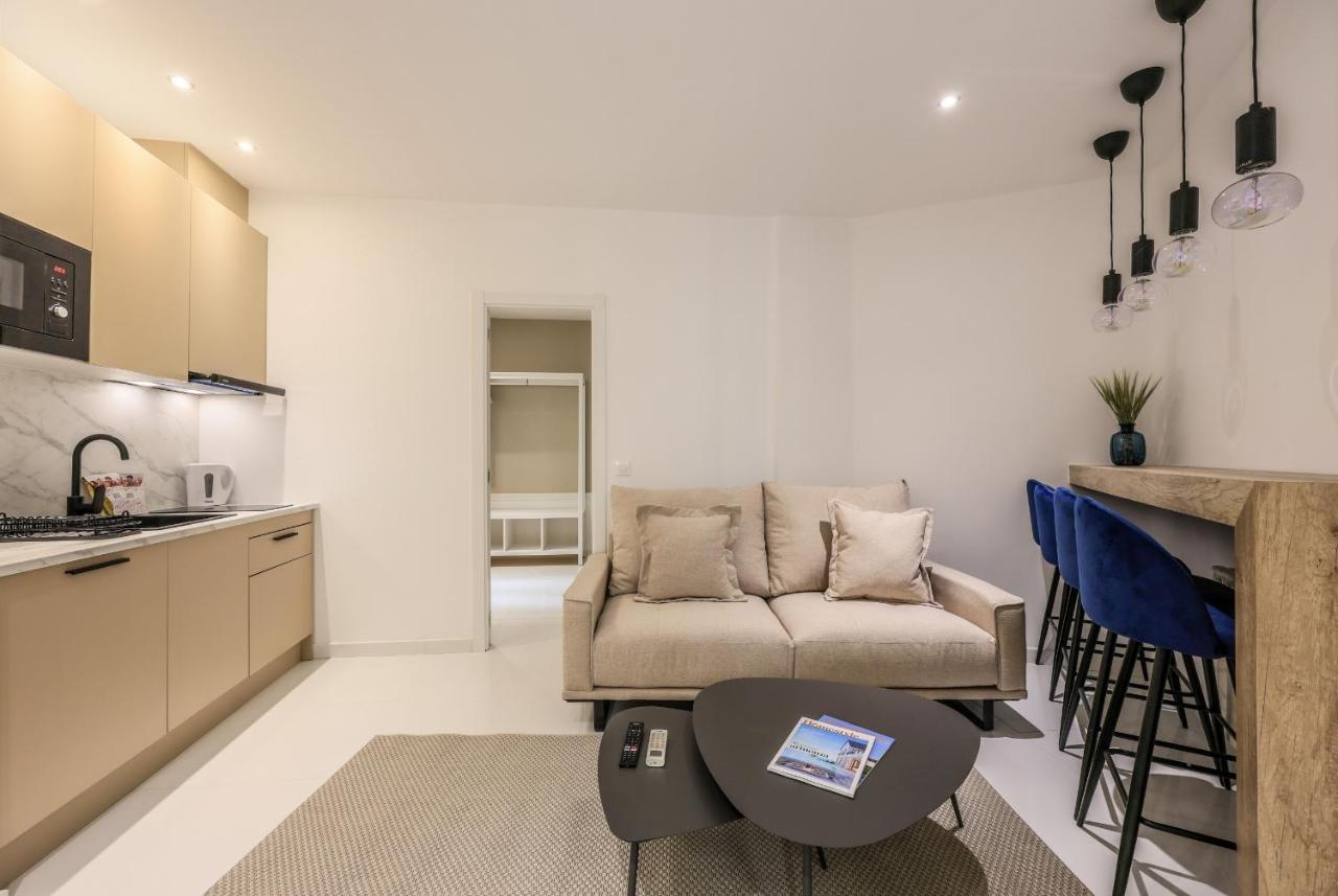 Ap Embajadores Xv Apartment Madrid
