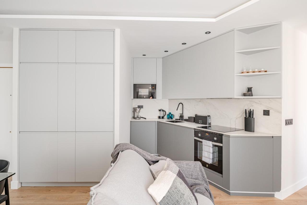 Apartment Gran Via Vii 2br 2bh *