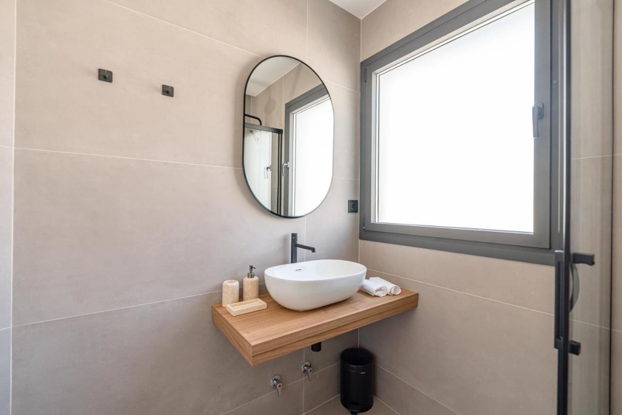 Gran Via Vii 2br 2bh Apartment Madrid
